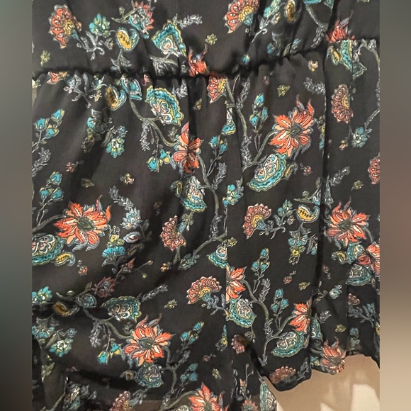 Floral Black Romper - Picture 16 of 16